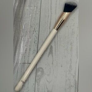 Mally Beauty Makeup Brush with Gold and Cream Handle